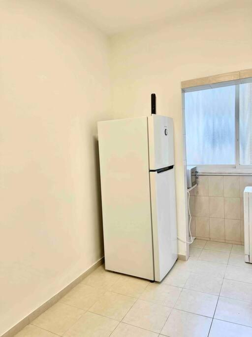 Rambam Beach Apartment ハイファ エクステリア 写真